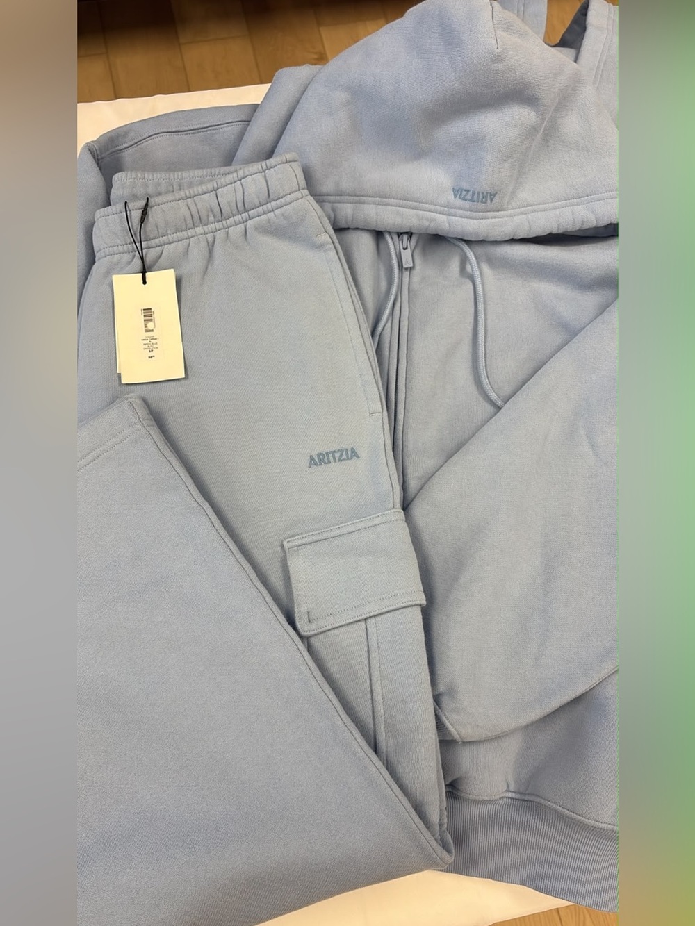 NWT aritzia ripple blue set